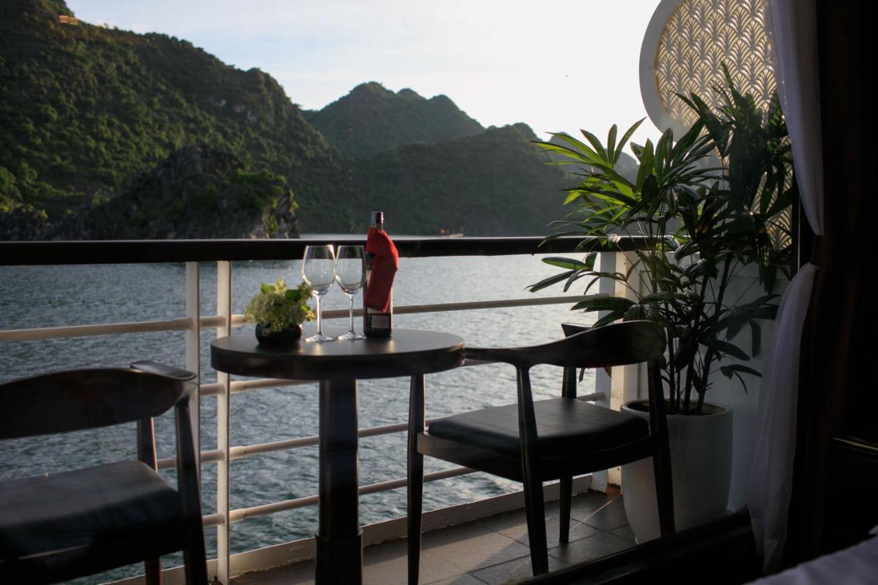 V'Spirit Cruise Hotel Hạ Long-öböl Kültér fotó