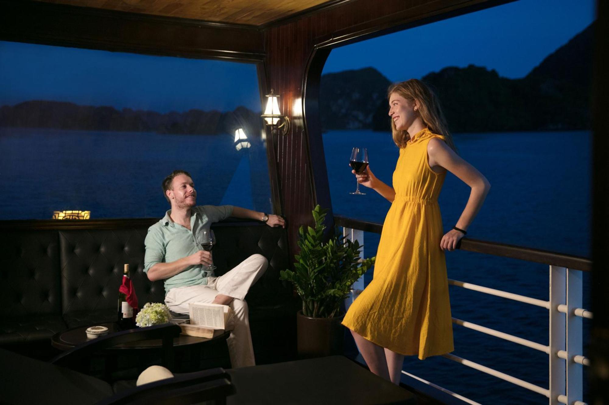 V'Spirit Cruise Hotel Hạ Long-öböl Kültér fotó
